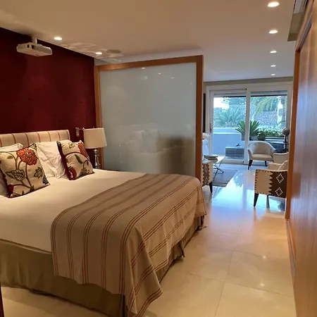 Luxury In Puente-romano Marbella